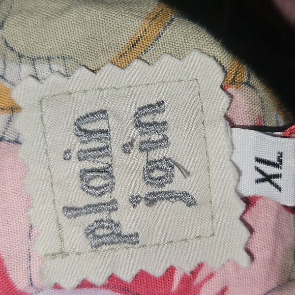 New Cotton Floral Top - Picture 6 of 7